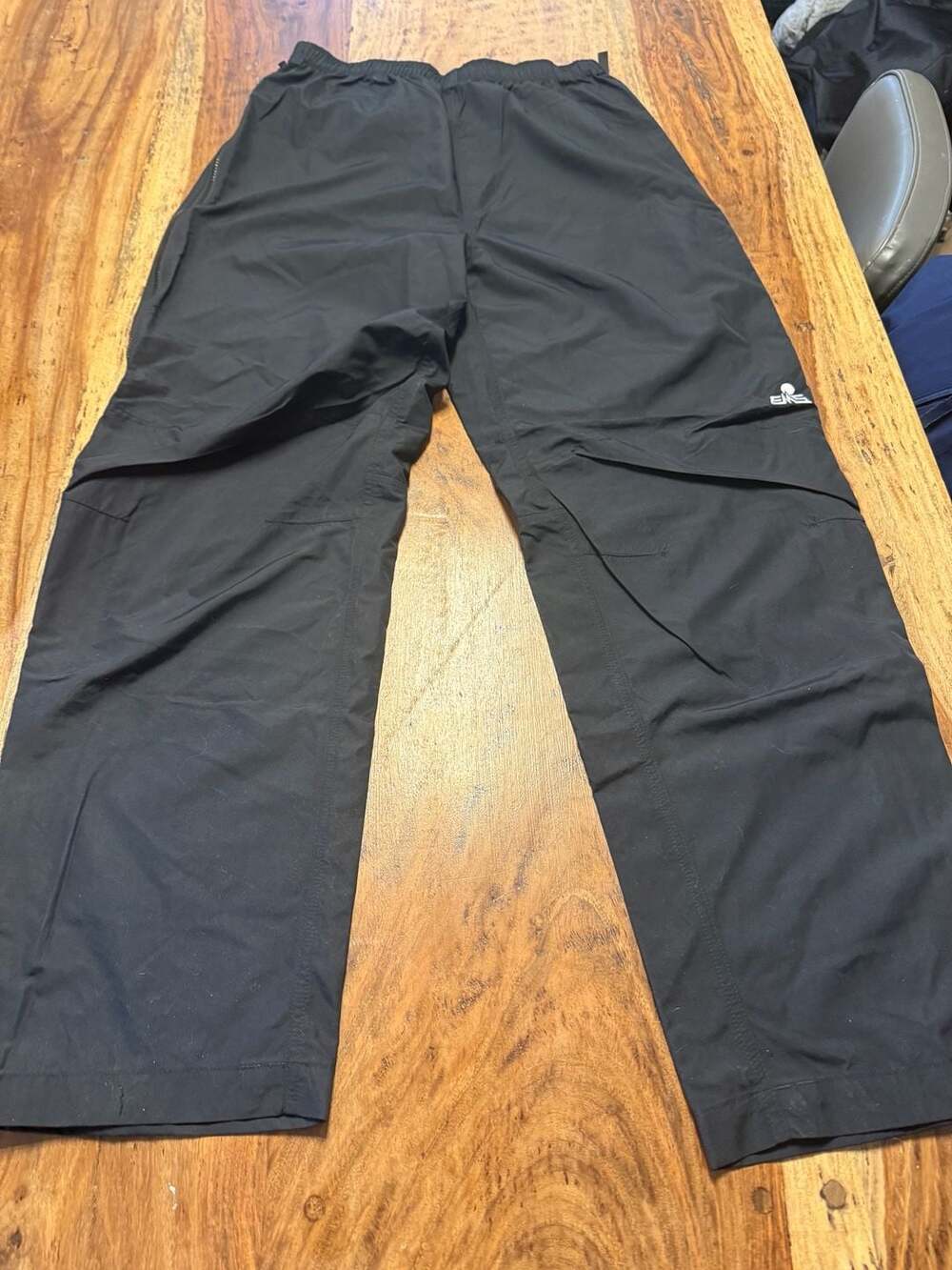 EMS Men's Full Zip Nylon Rain Shell Pants Black Size Medium